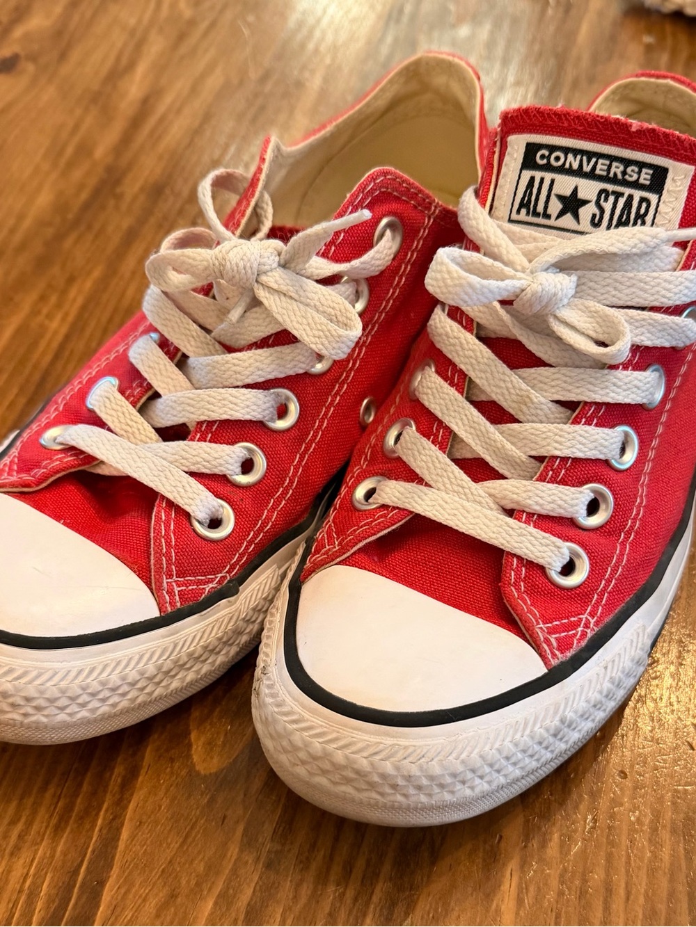 Converse Chuck Taylor All Star Red Low-Tops